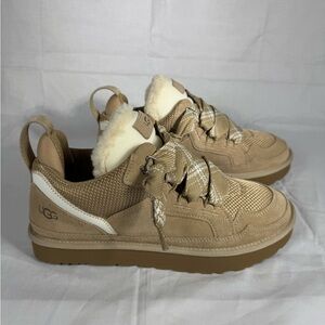 UGG - Women’s Lowmel - SAND